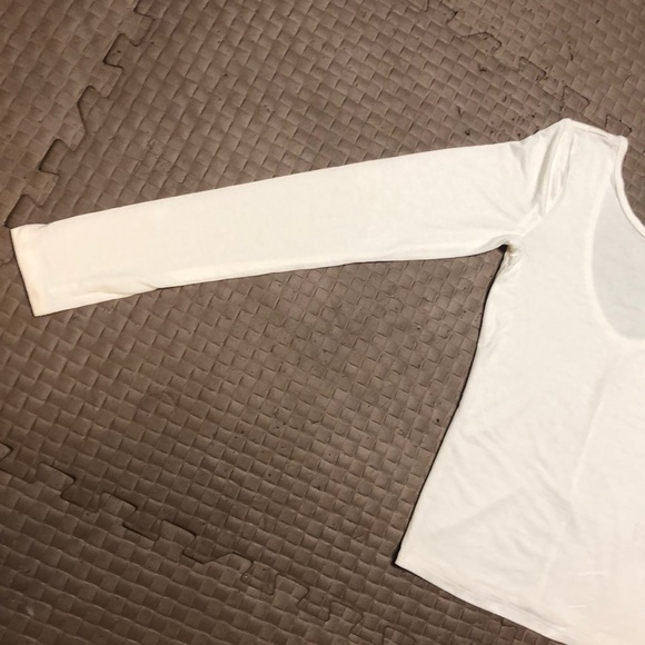 White garage long sleeve - Picture 2 of 4